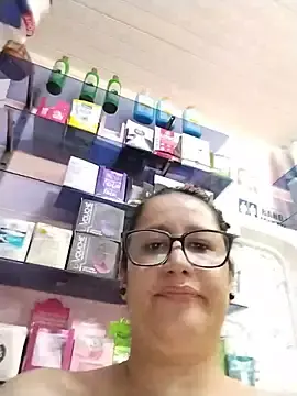 Stripchat Live Porn of keilymadam