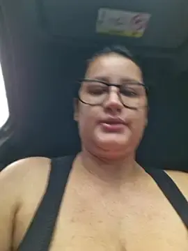 Stripchat Nude Webcam of keilymadam