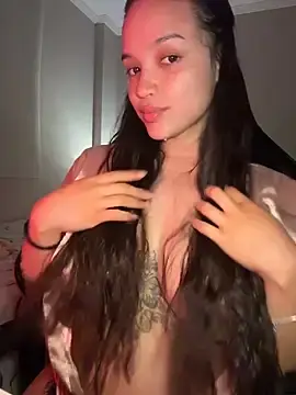 Stripchat Sex Cam of MisFrekcles_