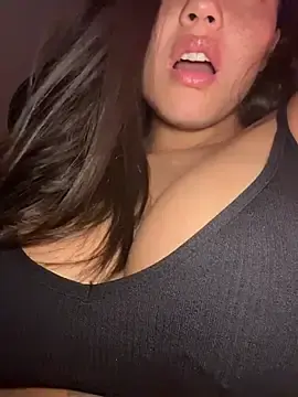 Stripchat Free Live Porn of MisFrekcles_