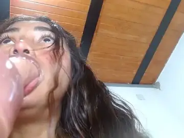 Stripchat Live Porn of NaomiPassionate