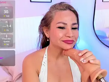 Stripchat Free Live Porn of katia_expensive