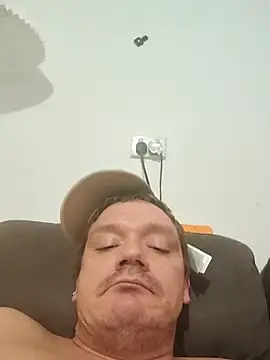 Stripchat Adult Video Chat of biggnipz