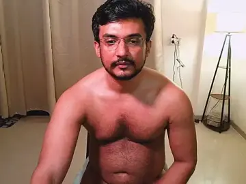 Stripchat Live Sex Cam of daringcutie