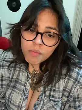 Stripchat Adult Webcam of miacanela_xo