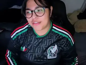 Stripchat Watch Live Sex Cams of miacanela_xo