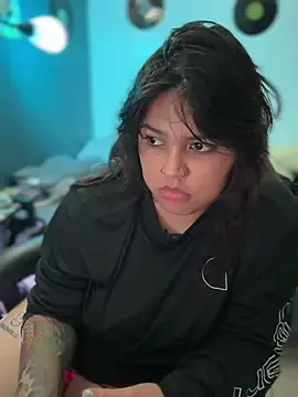 Stripchat Watch Live Sex Cams of miacanela_xo