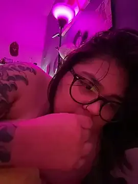 Stripchat Adult Webcams of miacanela_xo