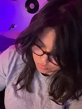 Stripchat Live Sex Cam of miacanela_xo