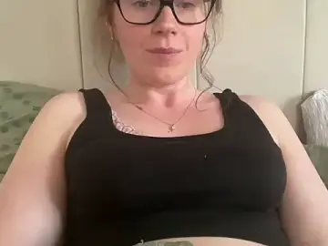 Stripchat Best live sex cam show of redheadrosie69