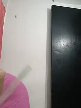 Stripchat Live Sex Cam of kingofqueenxxx