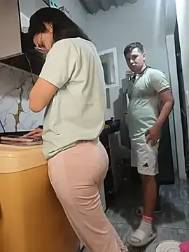 Stripchat Watch Live Sex Cams of kingofqueenxxx