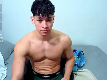 Stripchat Nude Webcam of Luke_Muscle