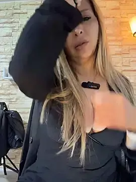 Stripchat Best live sex cam show of _Abril-Office1