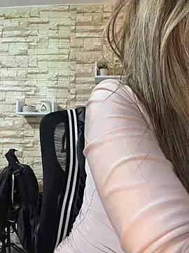 Stripchat Adult Webcams of _Abril-Office1