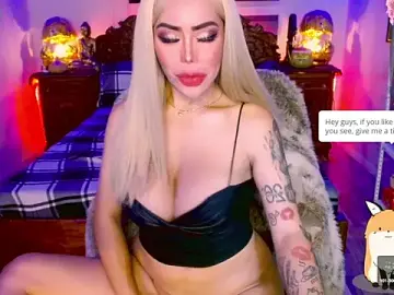 Stripchat Best Webcam of _QueenGoddess_