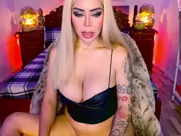 Stripchat Live Porn of _QueenGoddess_