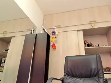 Stripchat Nude Webcam of BellaFlaming