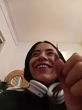Stripchat Free Porn Cam of Ivyy_sweet_