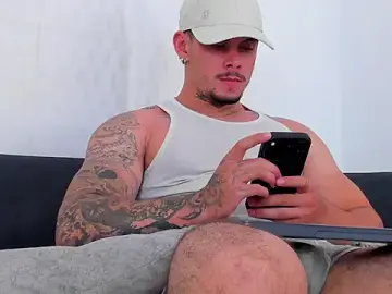 Stripchat Free Porn Cam of NoahhBrown