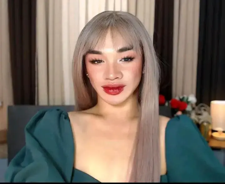 VivienneLuxe