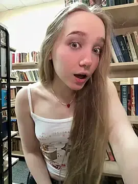 Stripchat Nude Webcam of bambi_lu