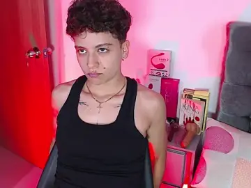 Stripchat Free Live Porn of Antonella_Cruz02