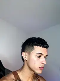 Stripchat Free Porn Cam of Busterspinter