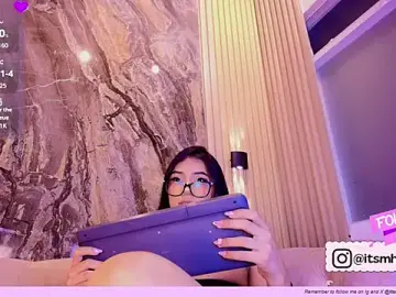 Stripchat Watch Live Sex Cams of Mhiaa_Sweet