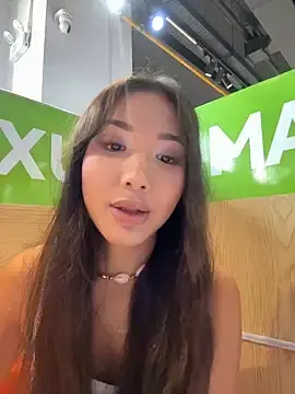 Stripchat Free Porn Cam of lean_lie8