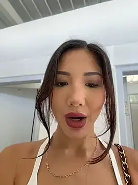 Stripchat Free Live Porn of lean_lie8