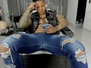 Stripchat Best Webcam of master_leather