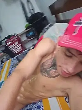 Stripchat Best live sex cam show of Darwinstark_