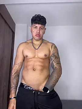 Stripchat Adult Webcam of amenadiel_fire