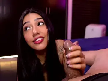 Stripchat Live Porn of bull_vixen2001