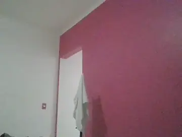 Stripchat Sex Cam of laralaven