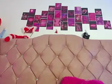 Stripchat Sex Cam of nat_evans8