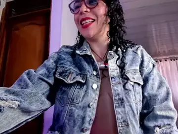 Stripchat Live Sex of mia_velvet1