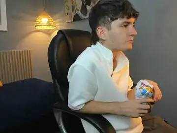 Stripchat Best live sex cam show of trevor_mob