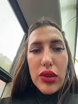 Stripchat Live Sex Cam of AleksandraRich