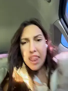 Stripchat Live Sex Cam of AleksandraRich