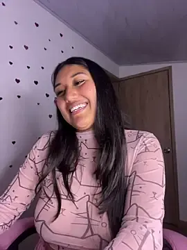 Stripchat Adult Webcam of SharaRous