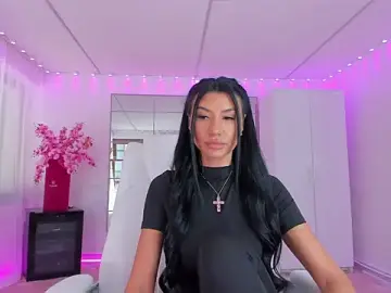 Stripchat Sex Cam of missdiamond_