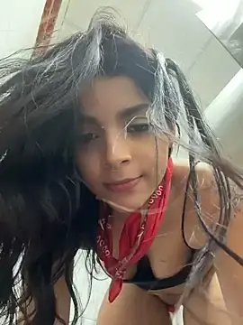 Stripchat Nude Webcam of ArieliciousXXX