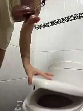 Stripchat Free Live Porn of ArieliciousXXX