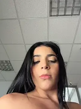 Stripchat Nude Webcam of ArieliciousXXX