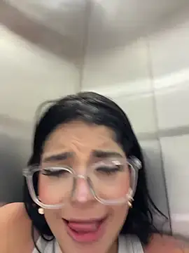 Stripchat Watch Live Sex Cams of ArieliciousXXX