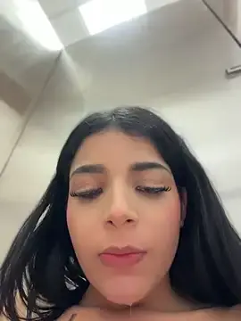 Stripchat Free Live Porn of ArieliciousXXX