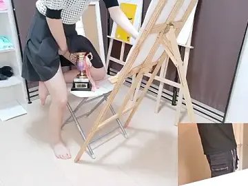 Stripchat Free Porn Cam of Benzou_the_Painter