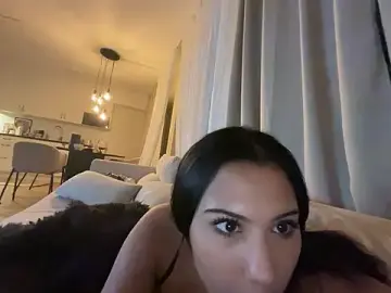 Stripchat Sex Cam of K1tty